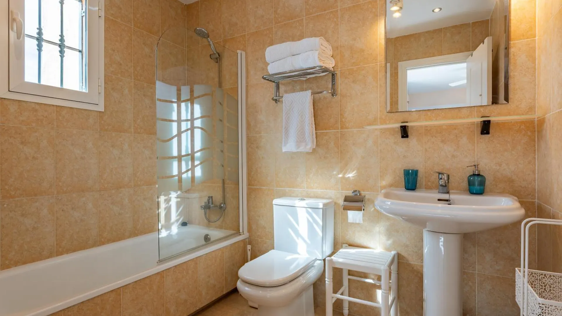 Penthouse 3-Bedroom Duplex Mijas 0*,  Spanien