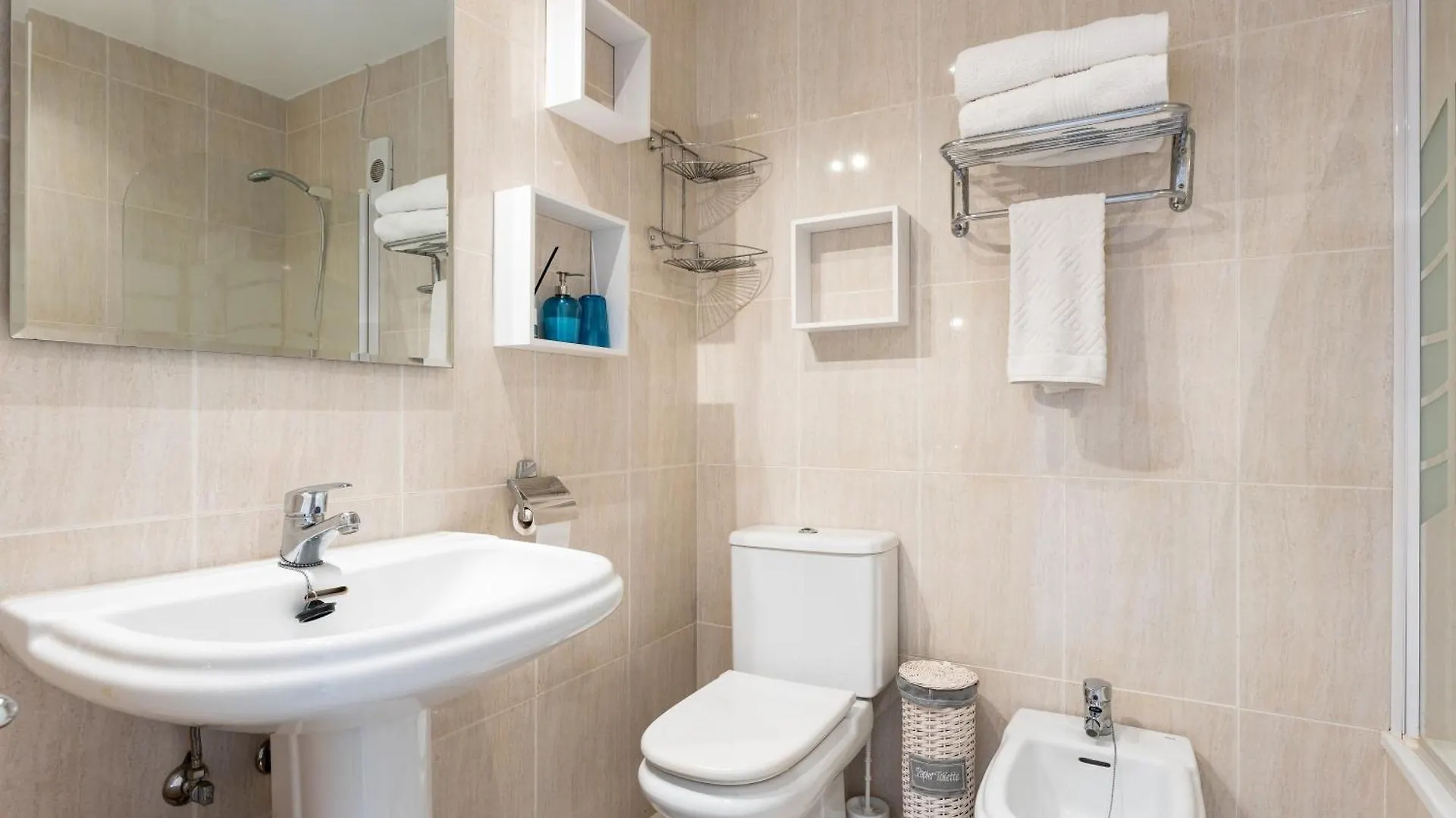 Apartment Penthouse 3-Bedroom Duplex Mijas
